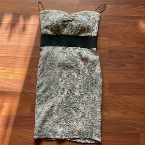 Pale Pink & Gray | Floral Lace Sleeveless Midi Bodycon Dress